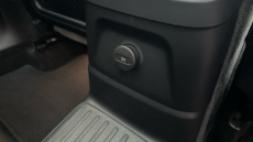 Volvo XC60 2.0 T8 [455] RC PHEV Ultimate Dark 5dr AWD Gtron Estate